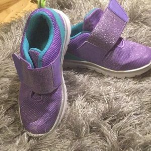 Girls Velcro sneakers